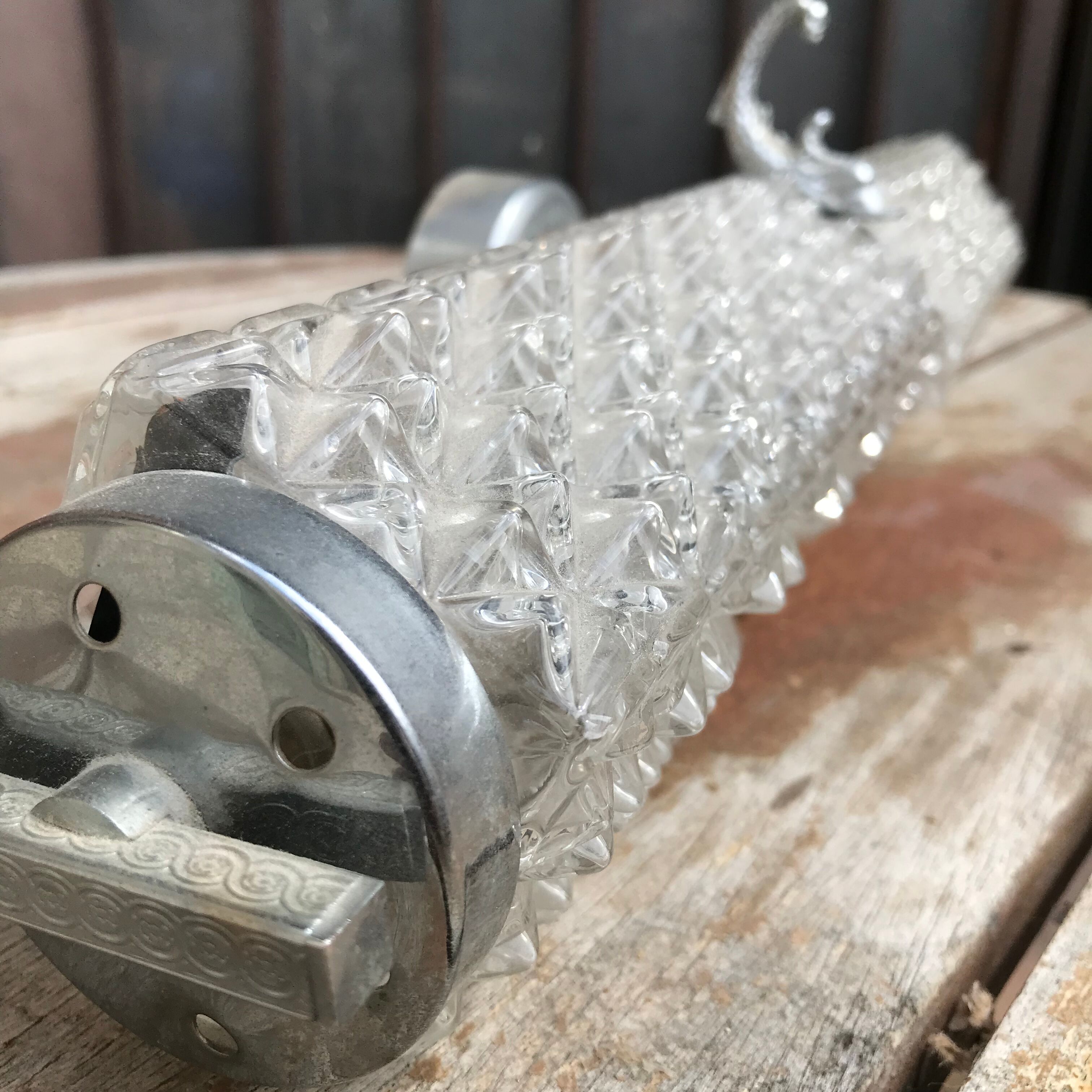 Luminaire applies art deco