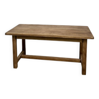 Petite table de ferme ancienne aux pieds carrés