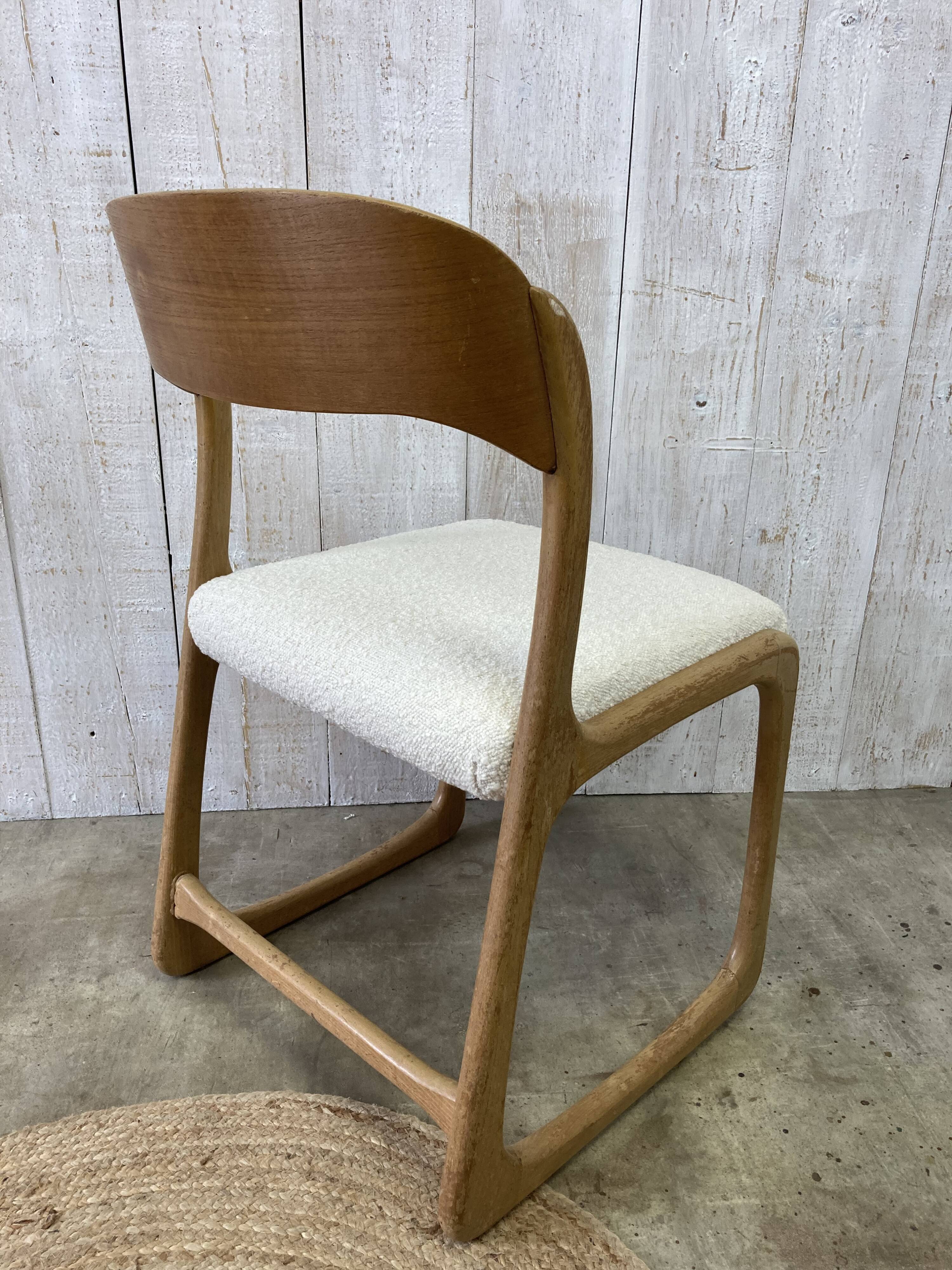 Baumann sled chair