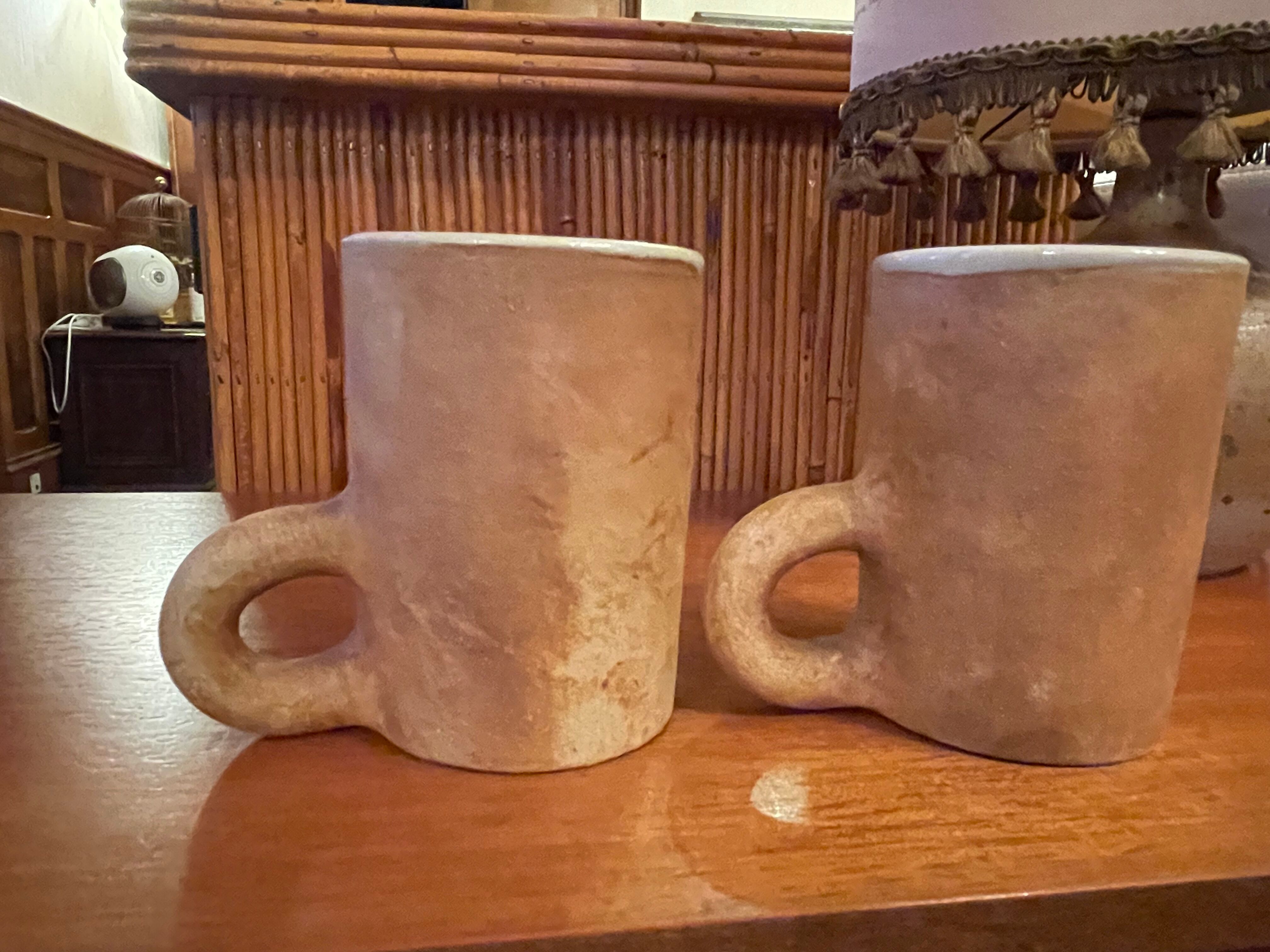 Mugs pottery La Colombe