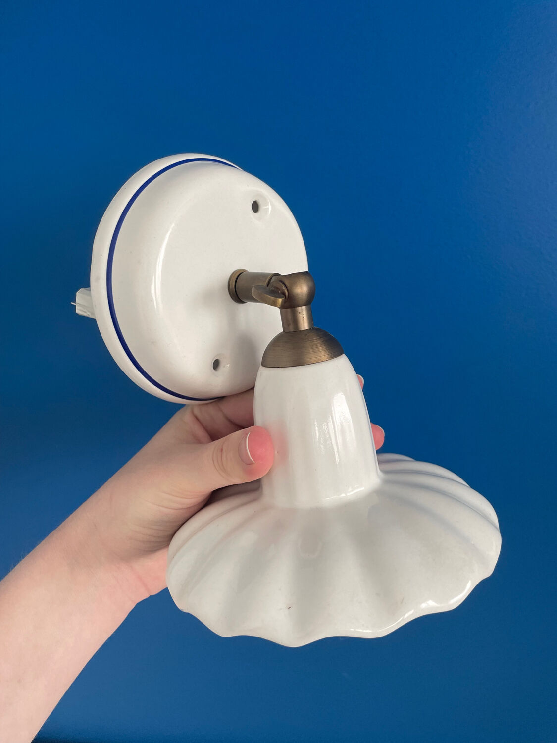 Wall lamp in blue and white porcelain made in italiy