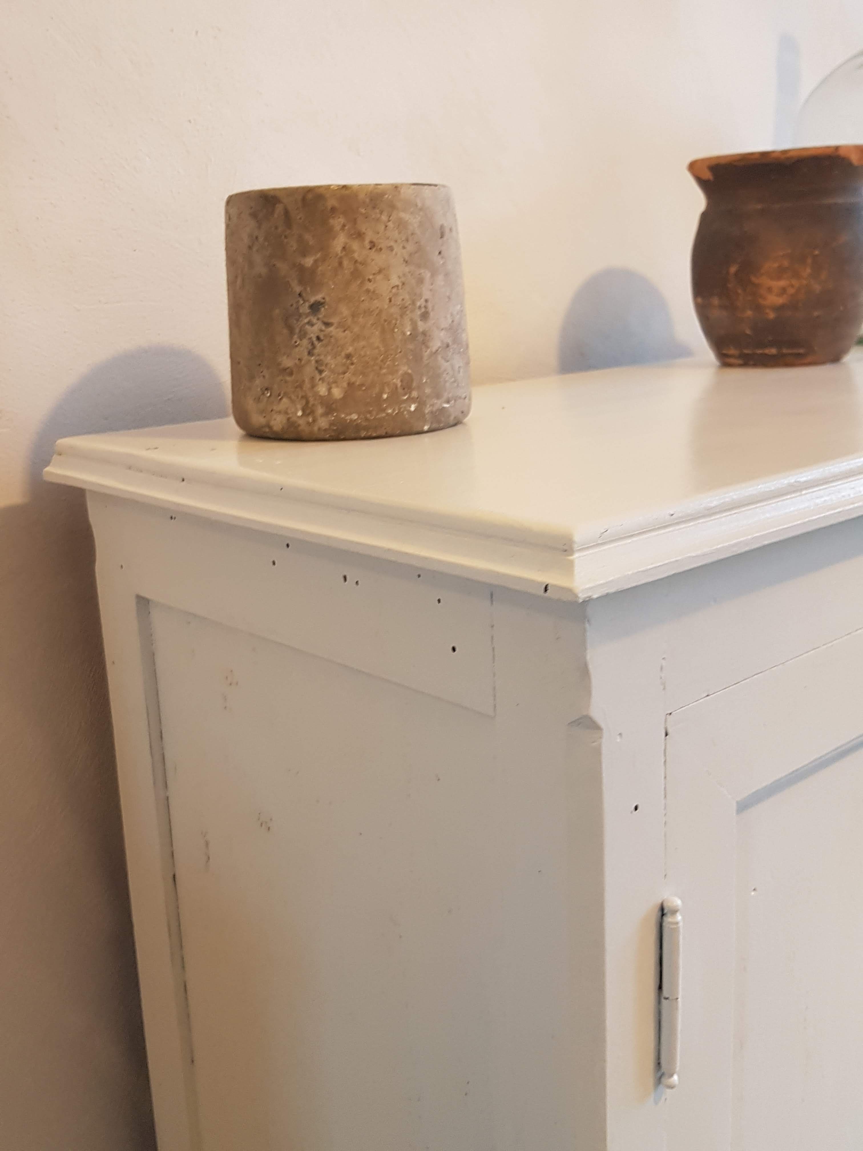 Old white Parisian buffet