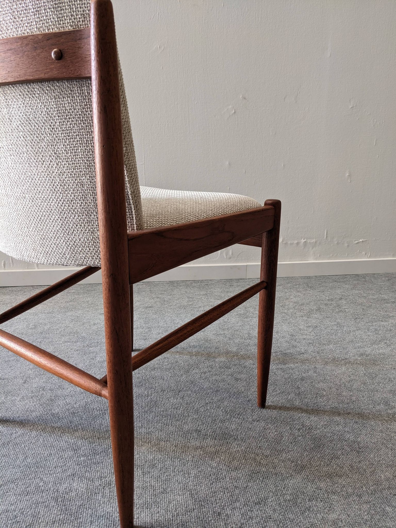 Série de 4 chaises scandinaves en teck, Danemark vers 1960