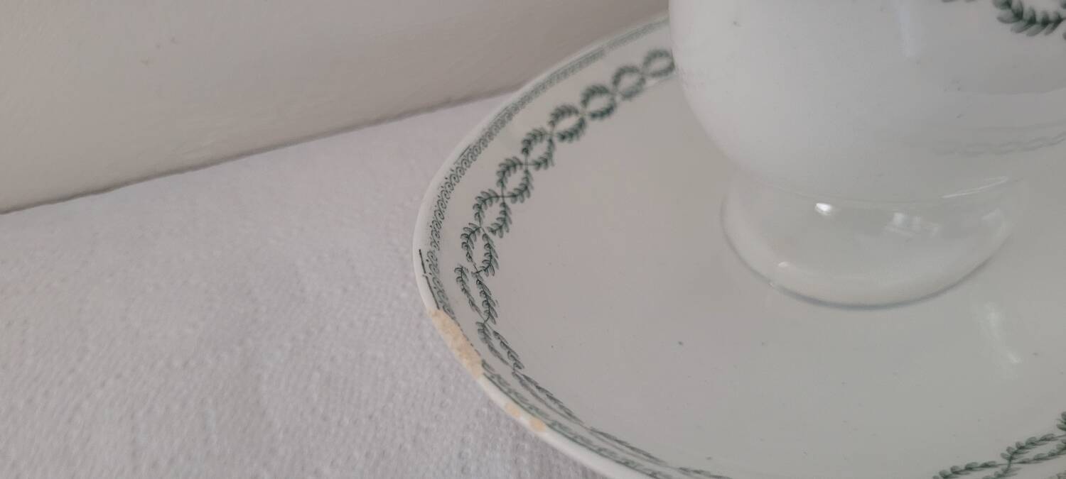 Sarreguemines iron clay sauceboat