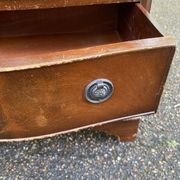 2 commodes anglaises en bois avec 4 tiroirs