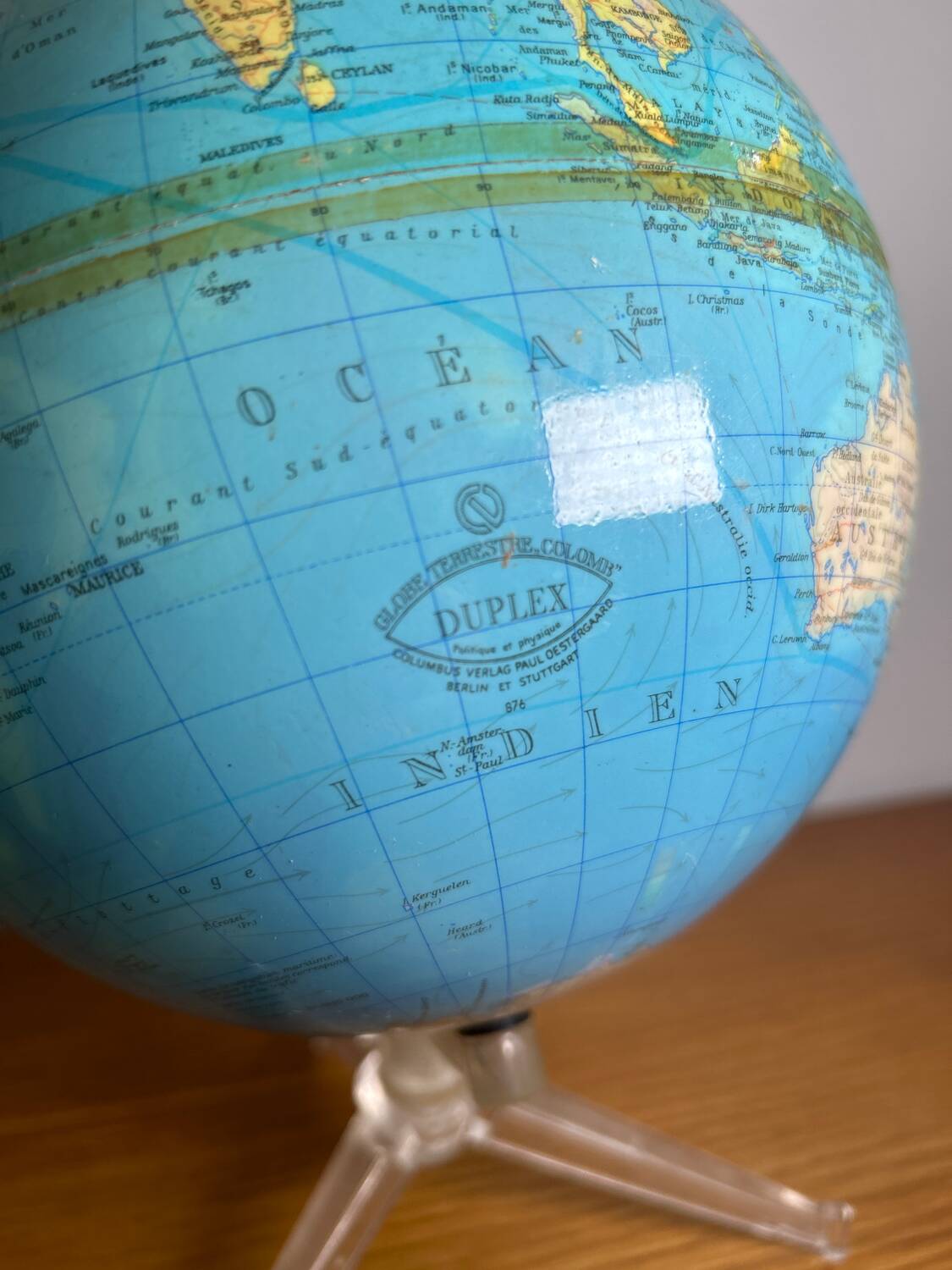 1960s Columbus Globe