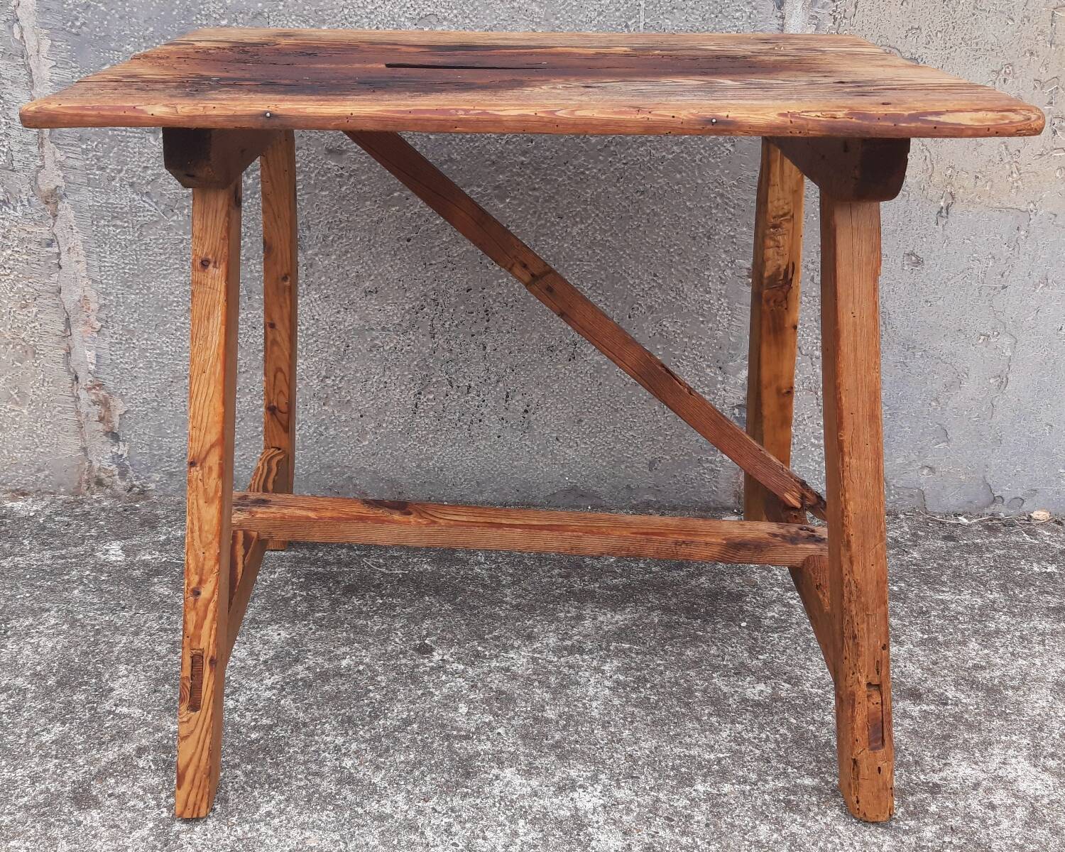 Table d'appoint (ou table basse) à brasero