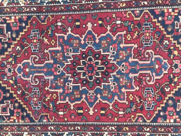 Tapis ancien persan bakhtiar 137x202 cm