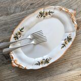 Plat oval fleuri