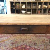 Farm table