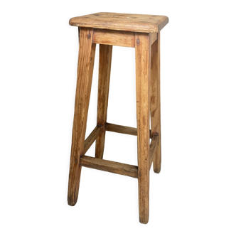 Tabouret en bois