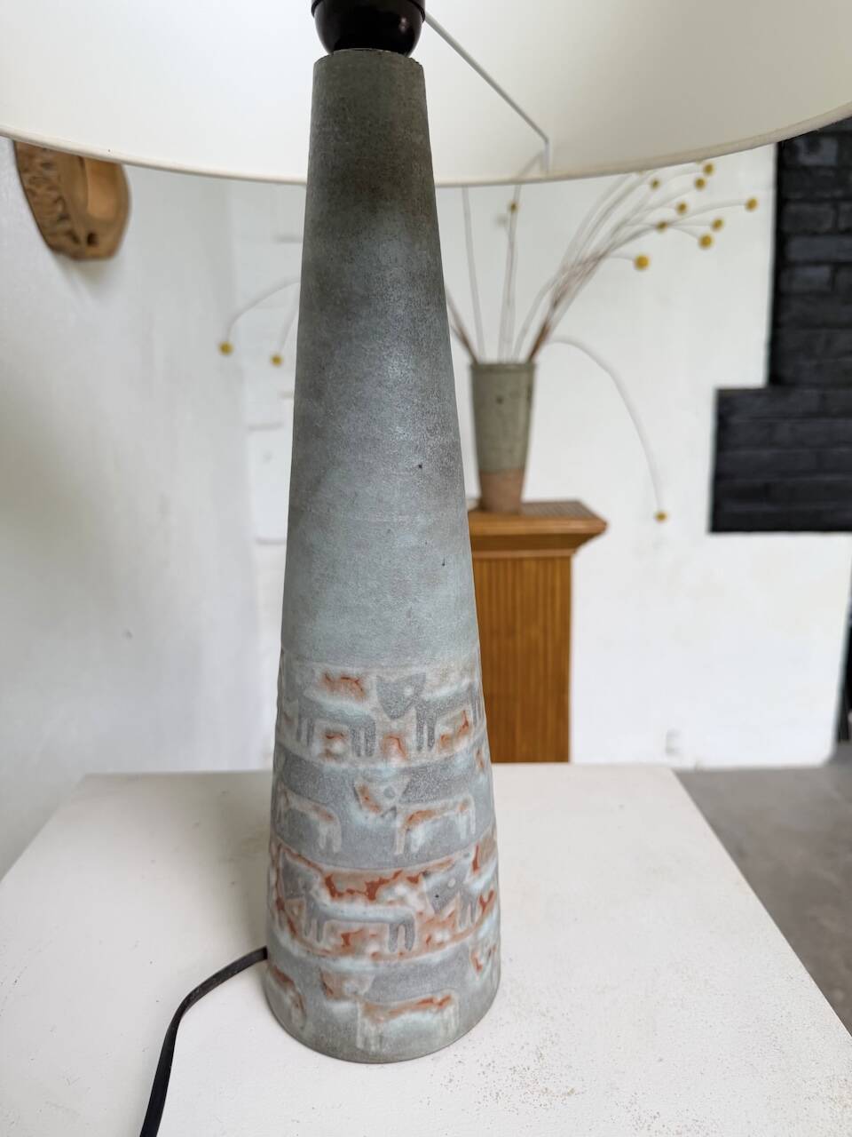 Lampe de table céramique bleue style 1950