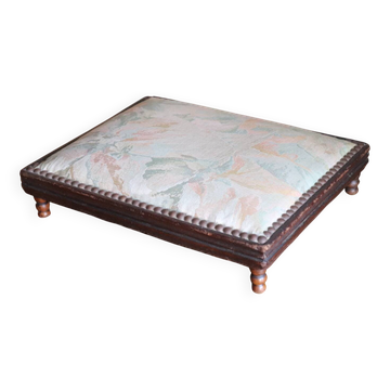 Petit repose-pieds ancien en bois et tissu