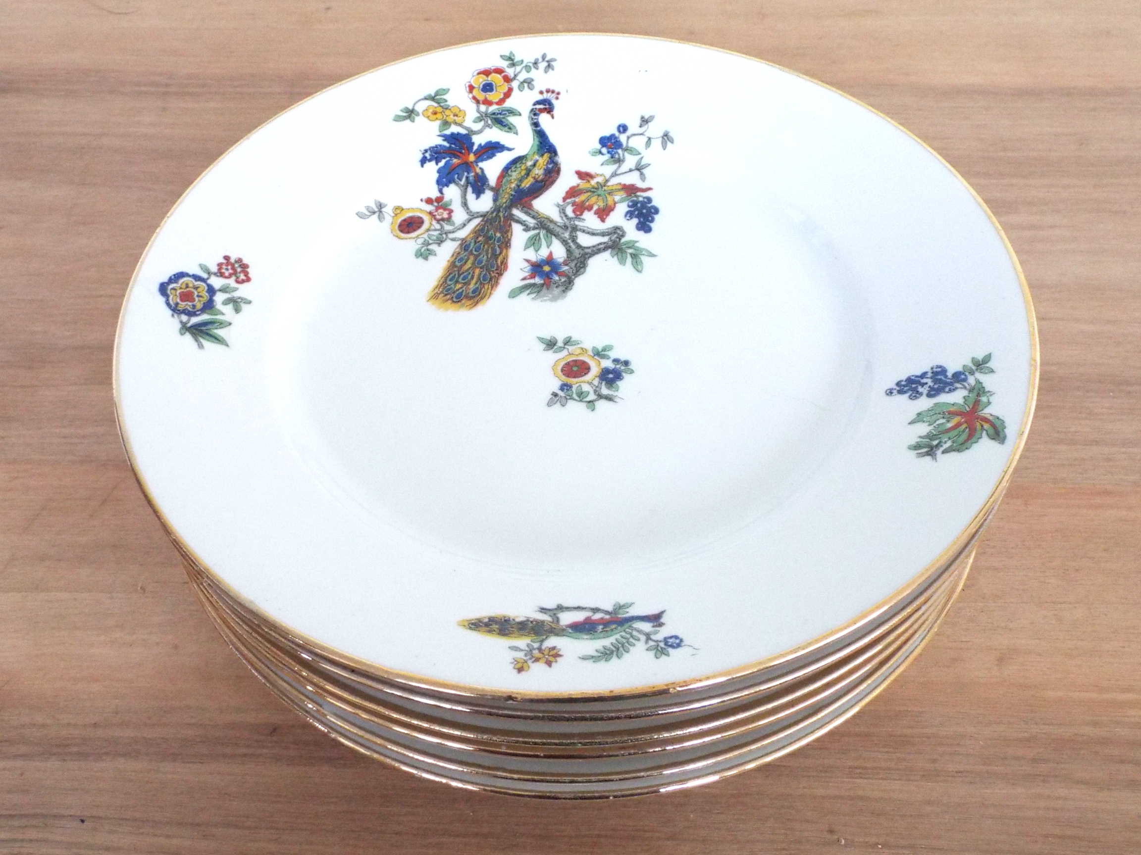 6 flat porcelain plates peacock
