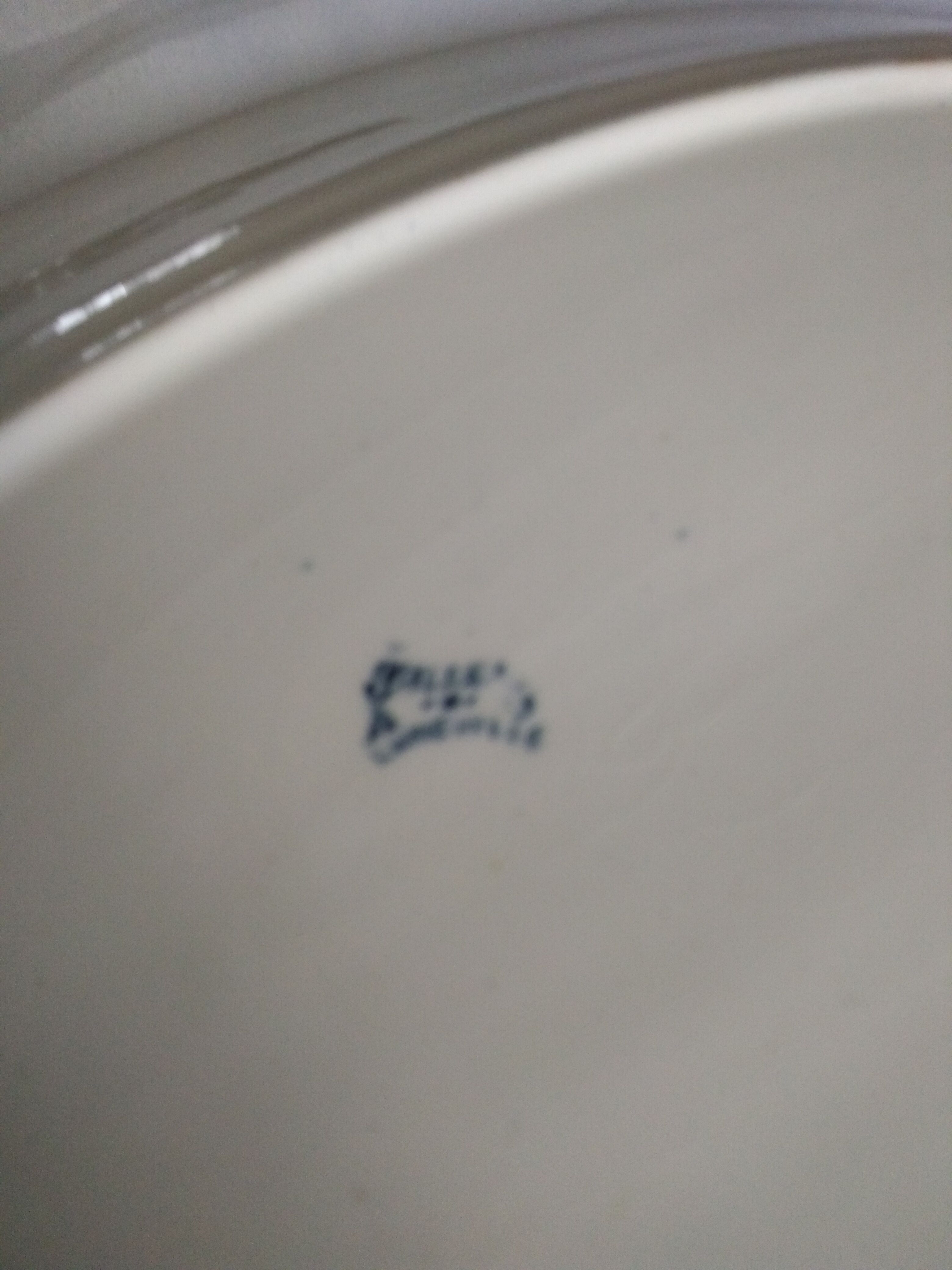 Former service of Luneville earthenware dish