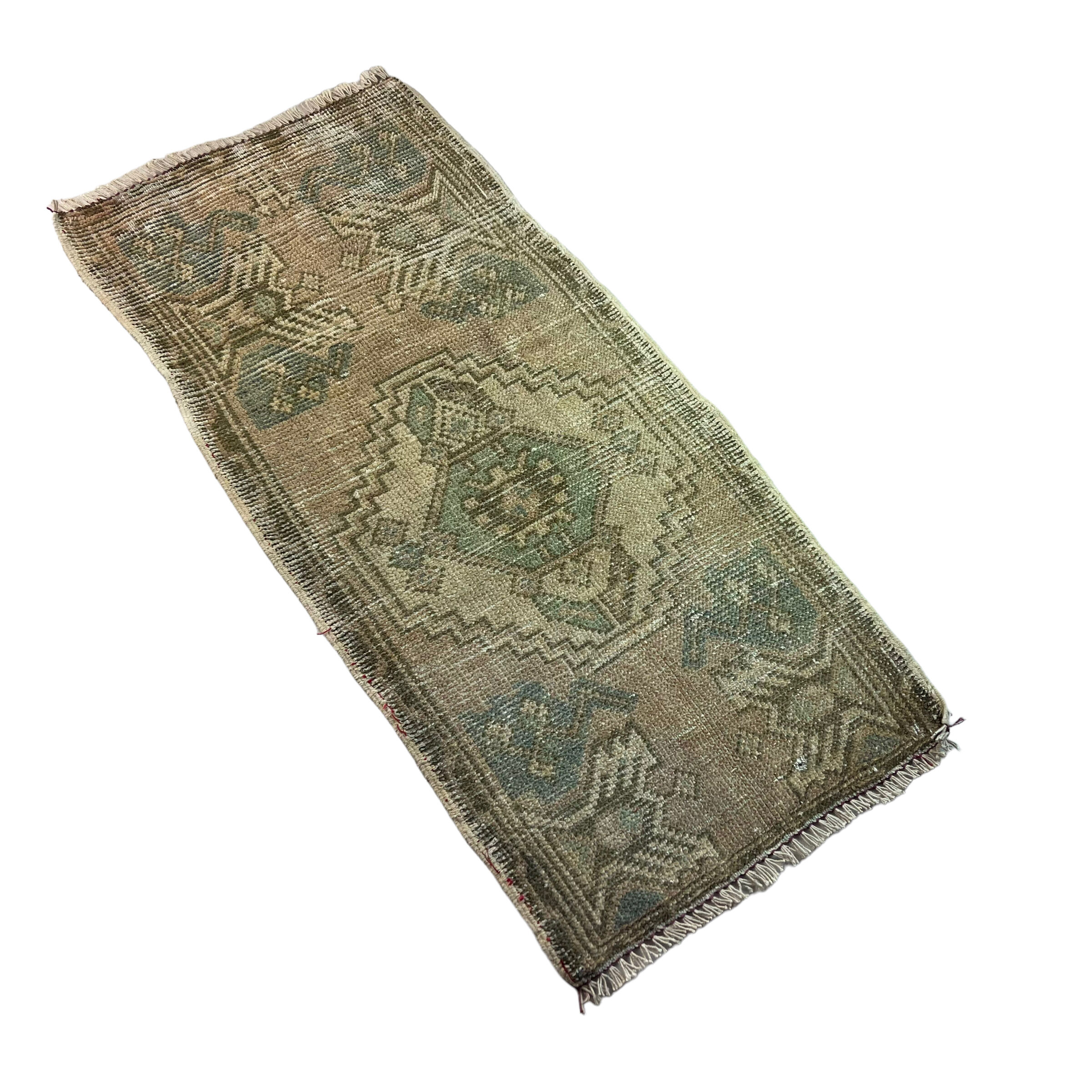 Vintage turkish pastel rug , 97 x 50 cm