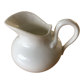 Creamer or milk jug