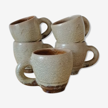 Sandstone cups