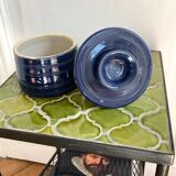 Water-bearing stoneware pot