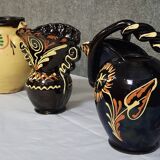 Ensemble composé de trois pièces en céramique vernissée