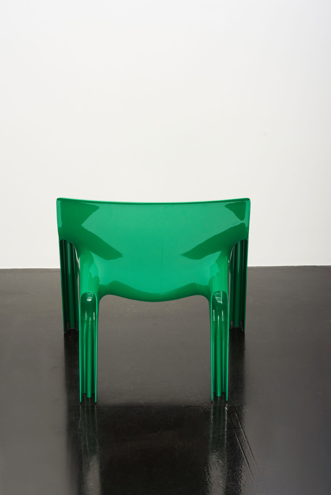 Vicario armchair designed by Vico Magistretti for Artemide, 1972