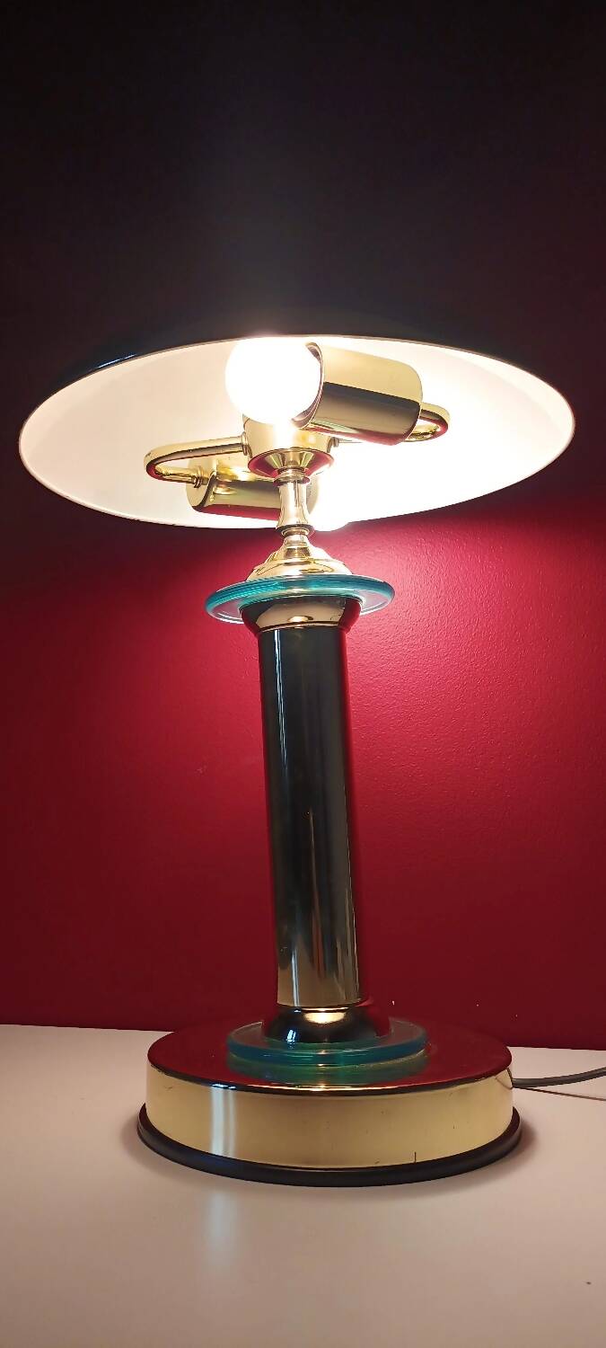 Banker mushroom desk lamp