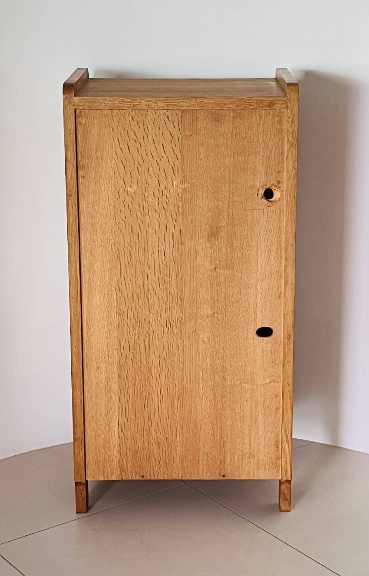 Hi-Fi furniture, bookshelf, side table by Guillerme and Chambron, France.