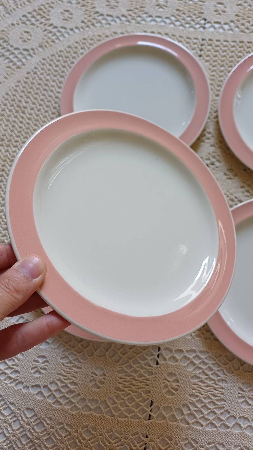 Boch dessert plate set