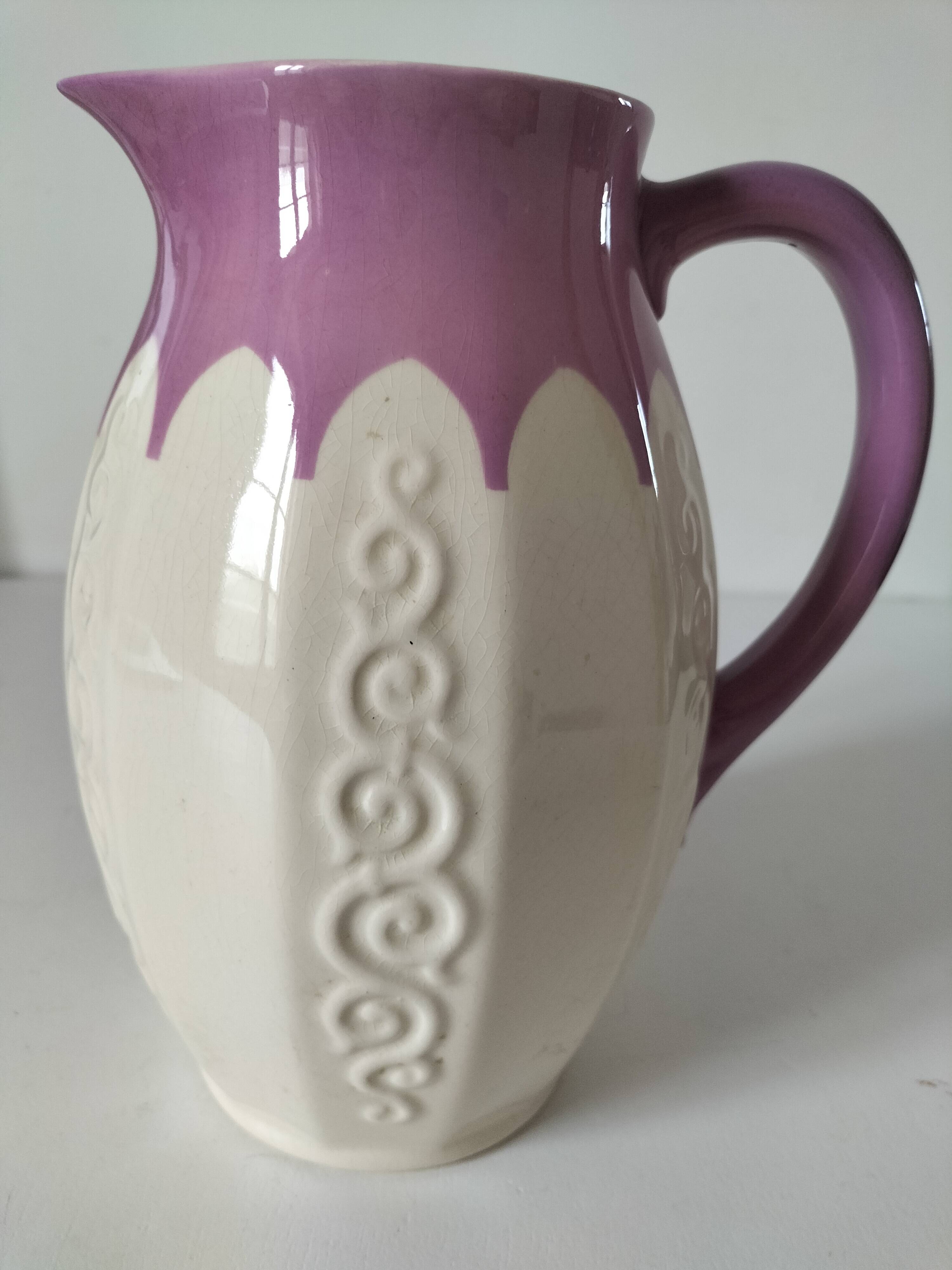 Pichet Villeroy & Boch Mettlach Ehrang, cream and plum
