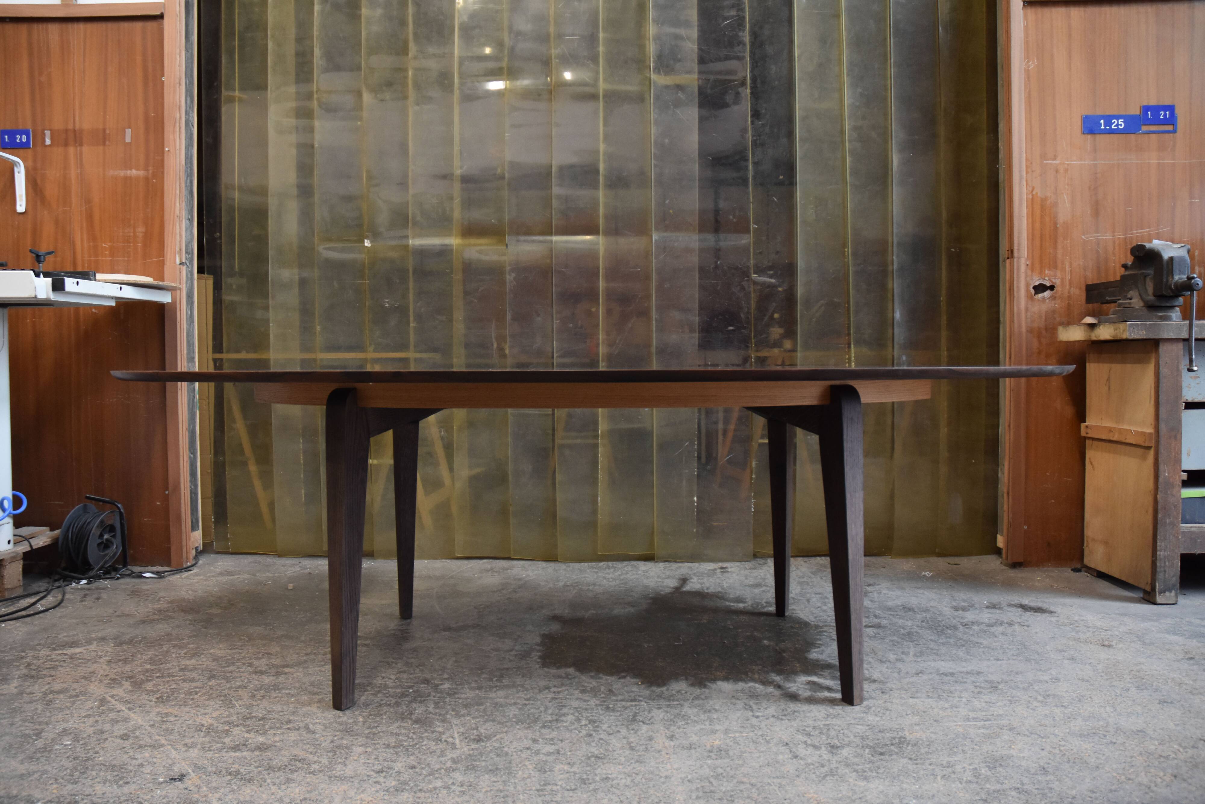 Oval table in ziricote and solid oak