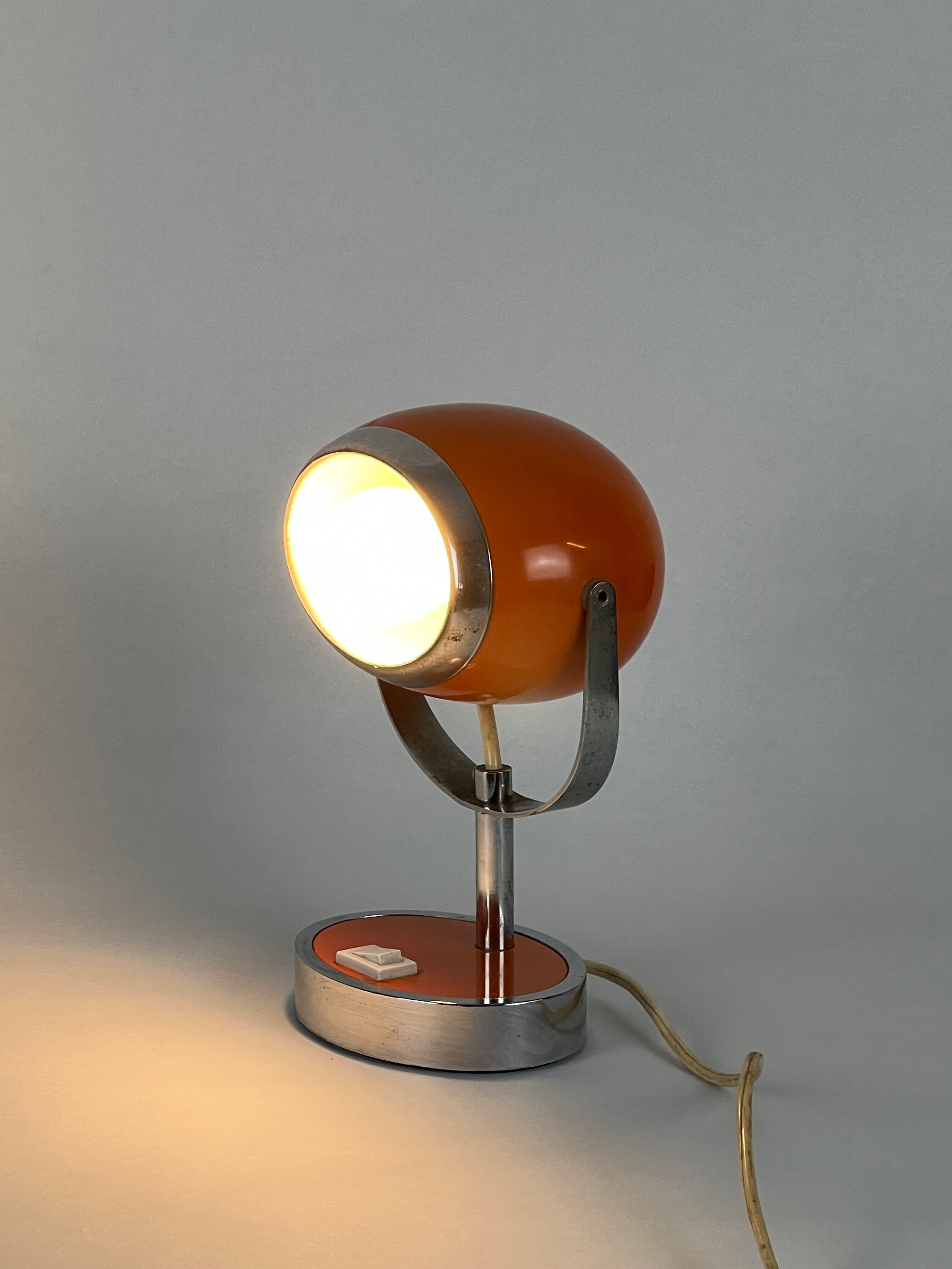 Desk lamp "Eye Ball", Italy, 60s.