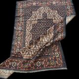 Ancient carpet of Persian tribe Sennebafe