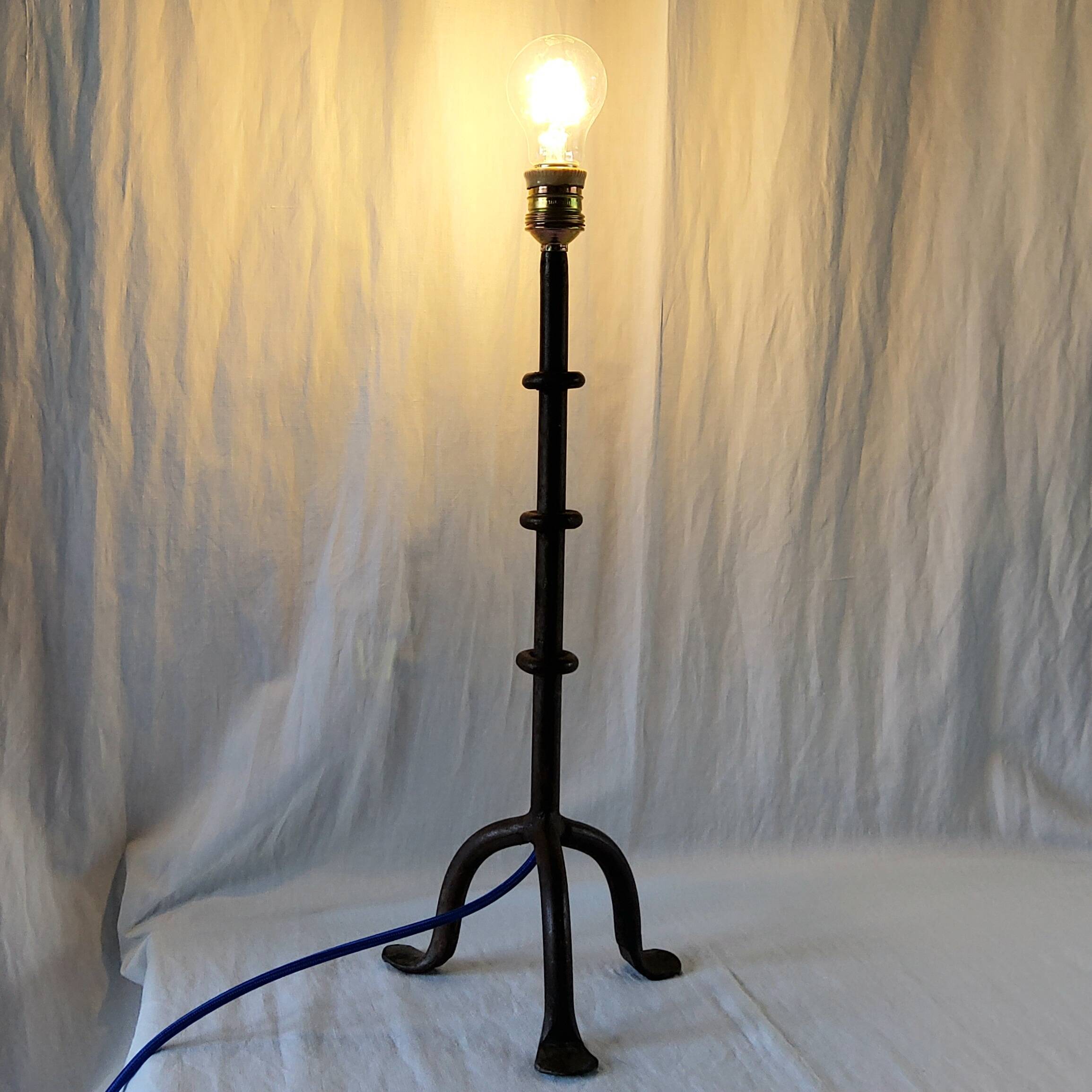 Brutalist lamp