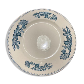 Earthenware dish Longwy Fisme late nineteenth century