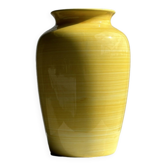 Large yellow vase from the 90s