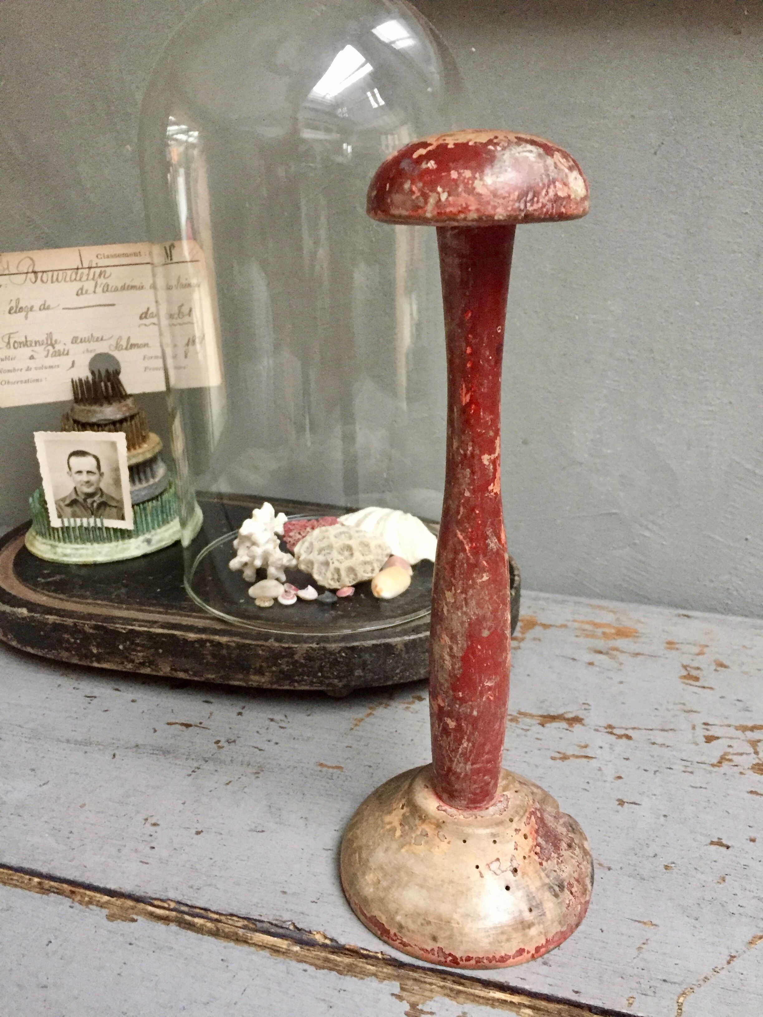 Wabi Sabi's trendy hat holder
