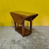 Arts and Crafts oak drop leaf table circa 1900.