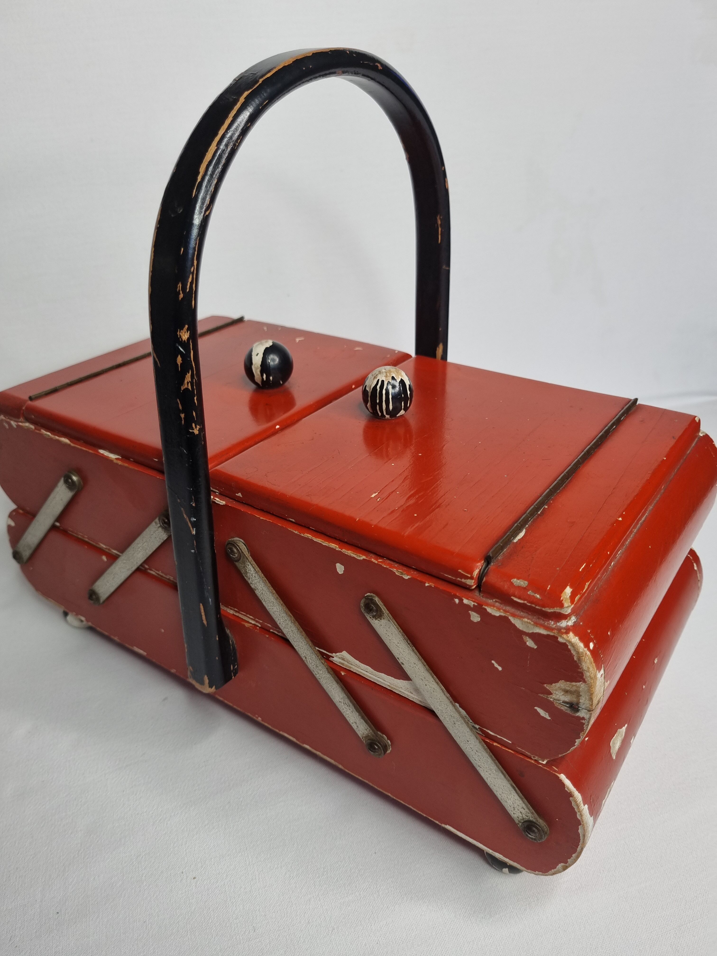 Sewing worker of the 50s