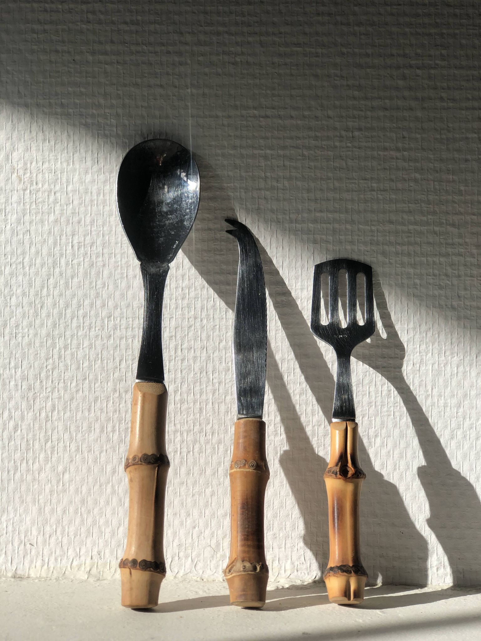 Cutlery set with bamboo handles