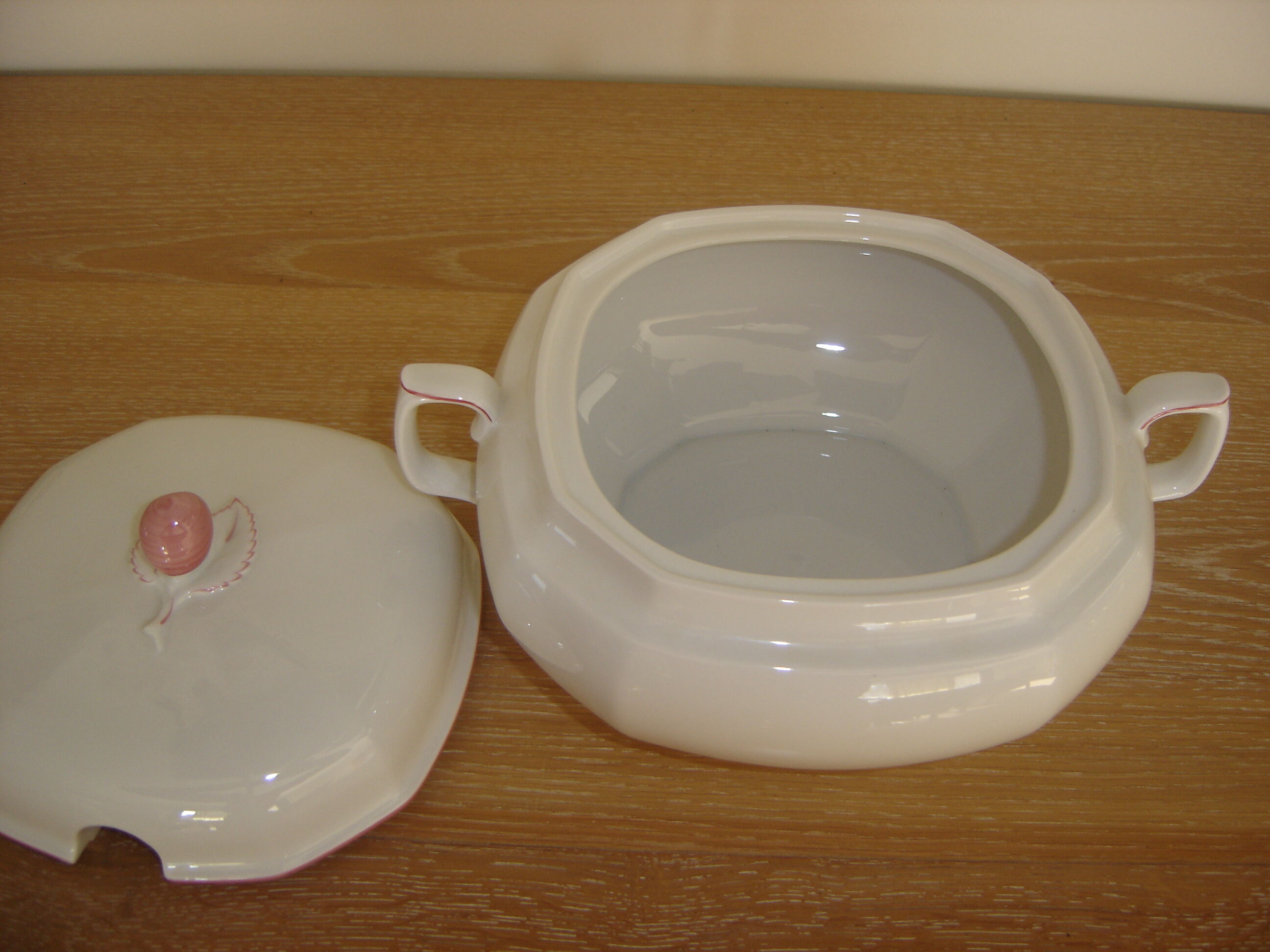 Tureen