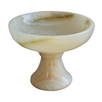 Cut on feet for white marble aperitif
