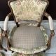 Paire de fauteuil cabriolet, bergères de style Lous XV