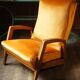 Armchair "Kangaroo" in velvet feet compass
