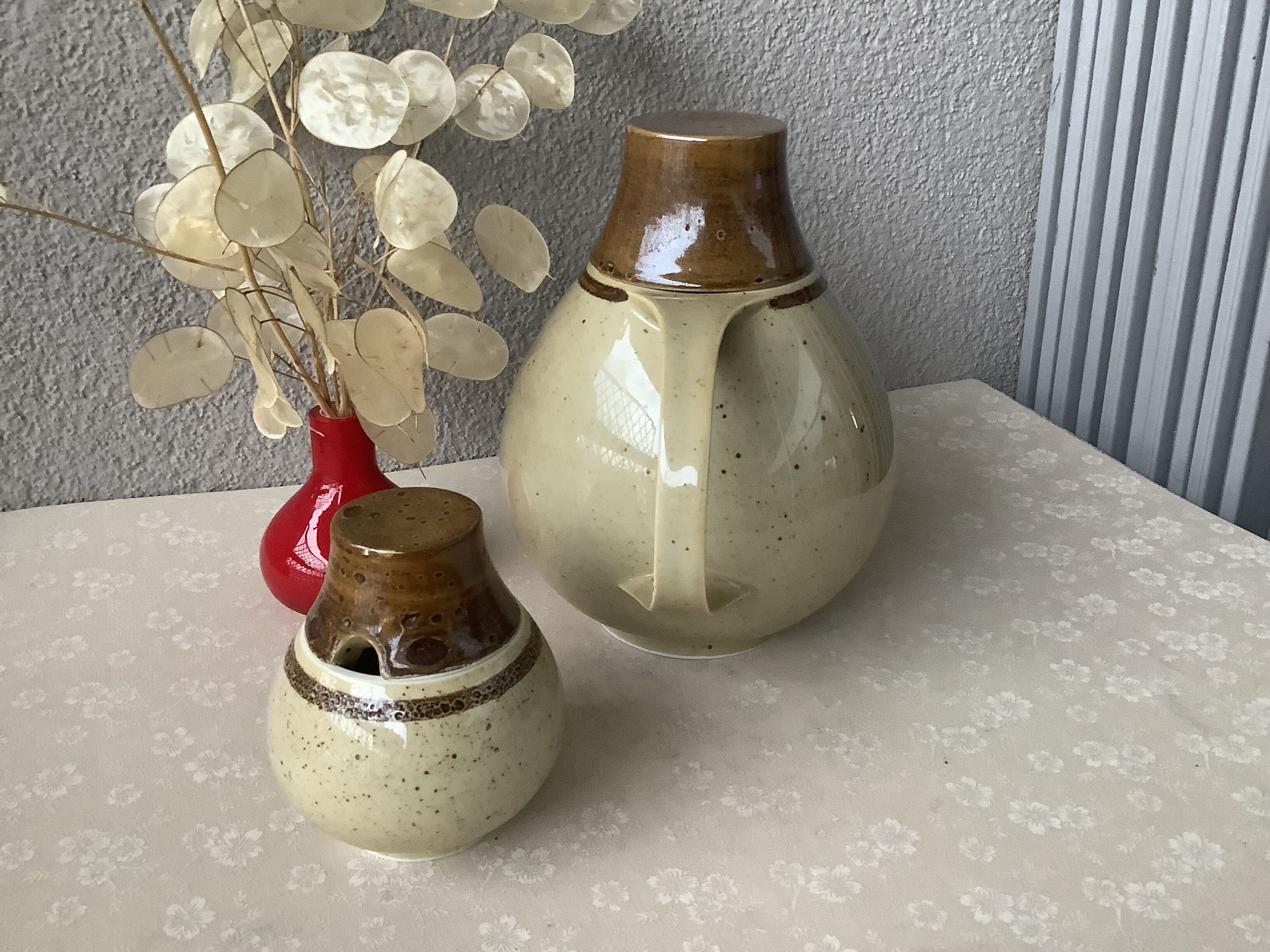 Heinrich Onda Sahara Germany teapot and sugar bowl