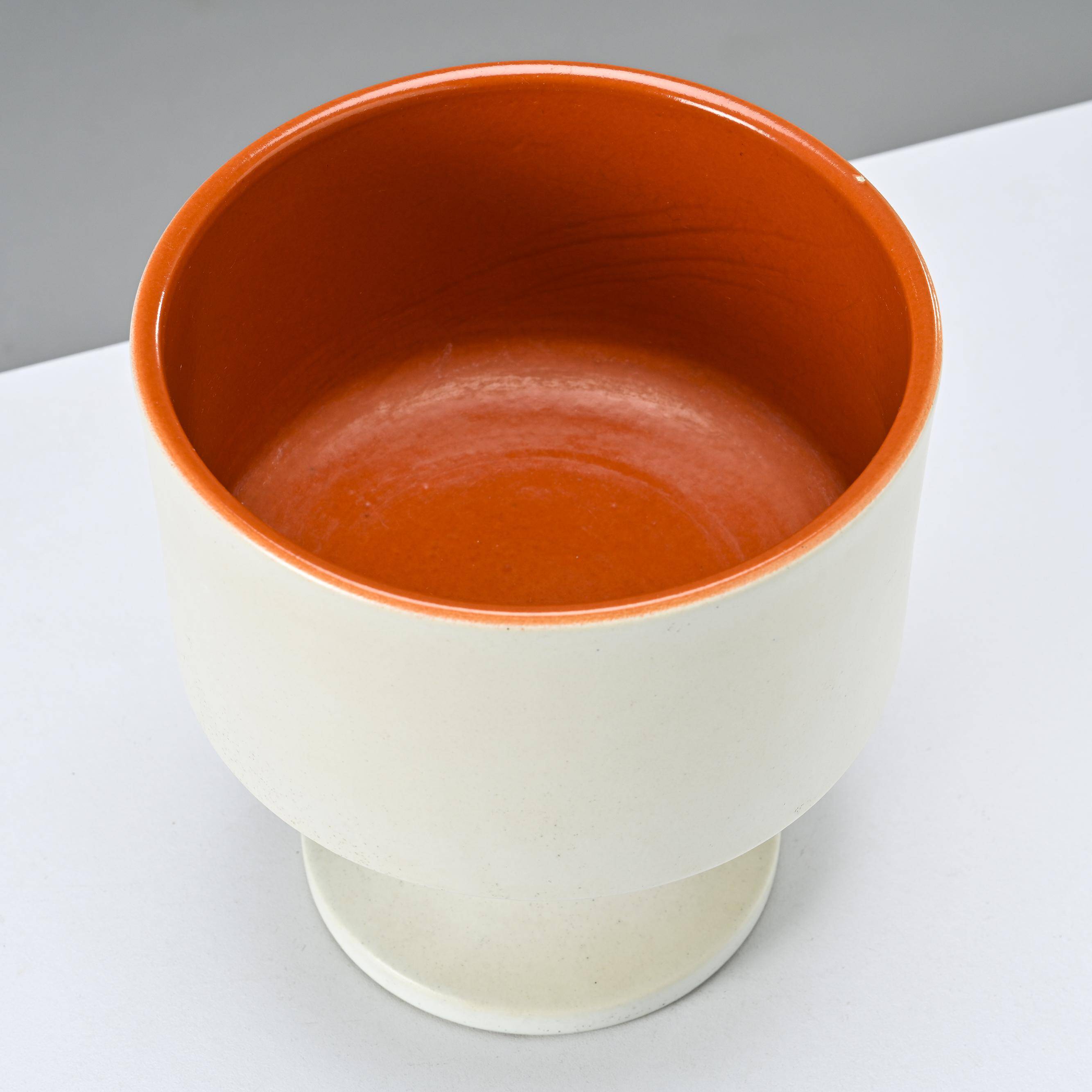 Cup on pedestal by Pol Chambost, circa 1970