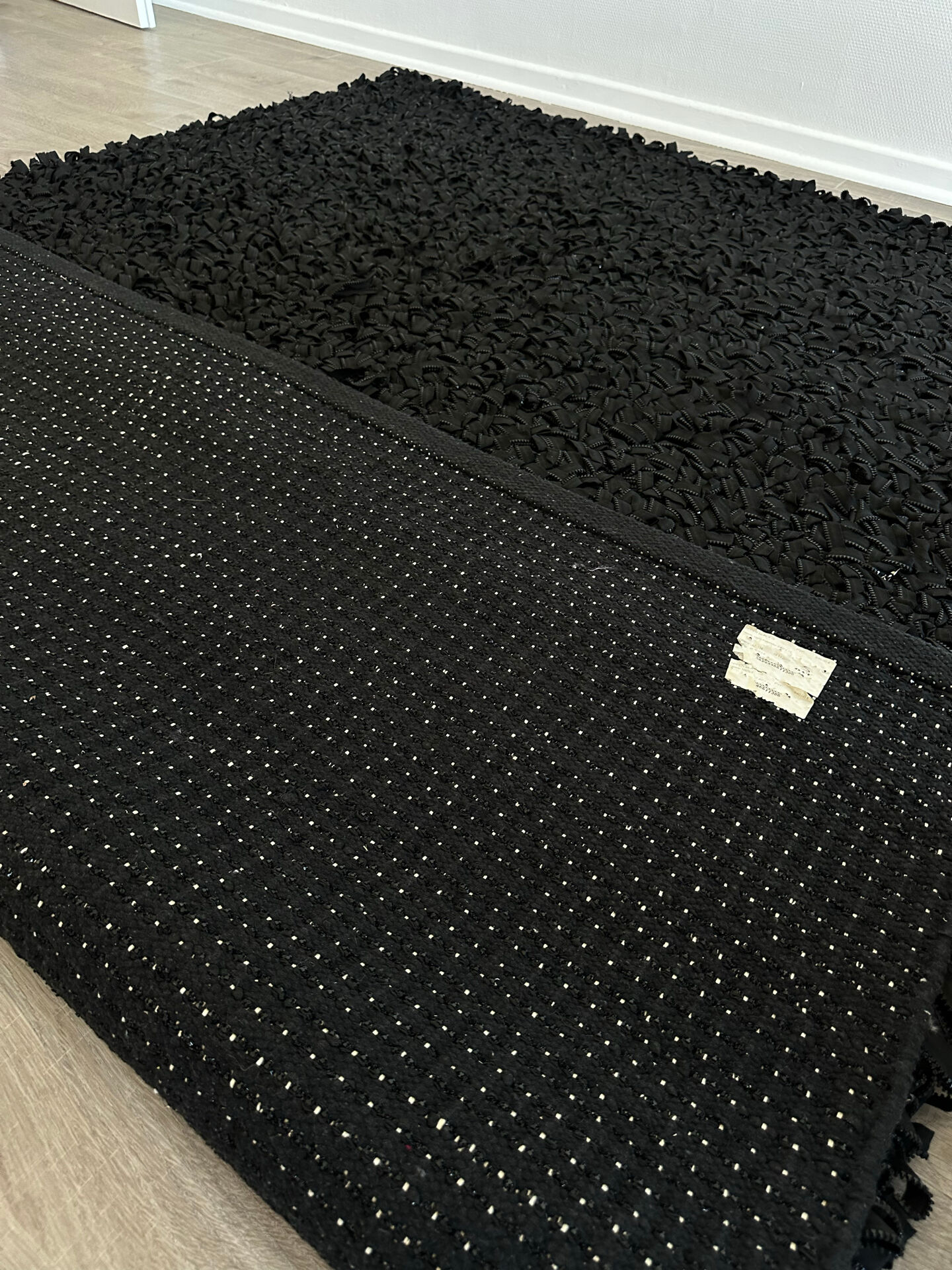 Zipper Black design rug – 170 × 240 cm – unique model – new