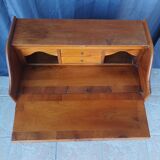 Walnut bramble secretary