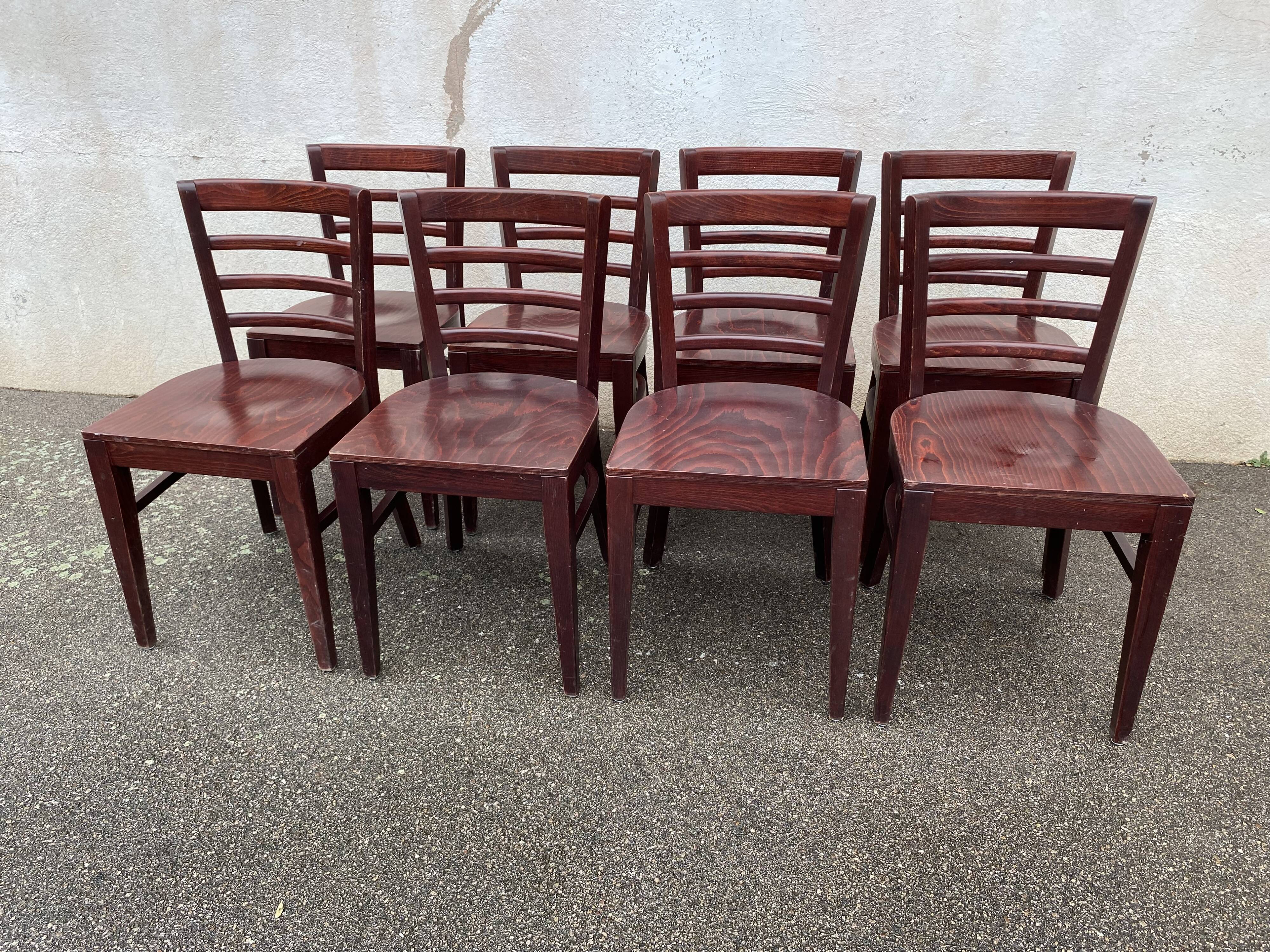 Set of 8 restaurant chairs