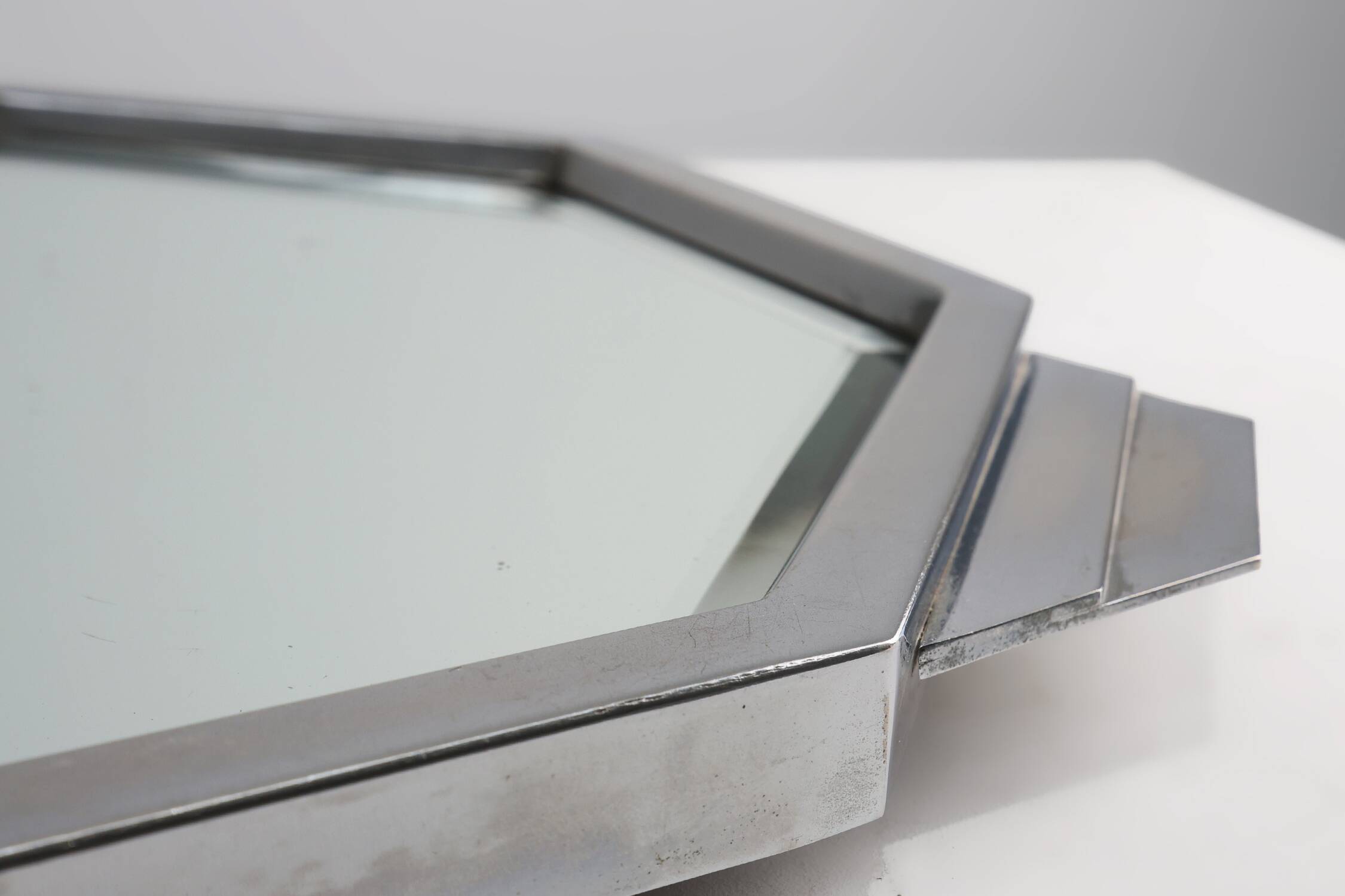 French Art Deco geometric octagonal Chrome and Mirrored Plateau, circa 1930