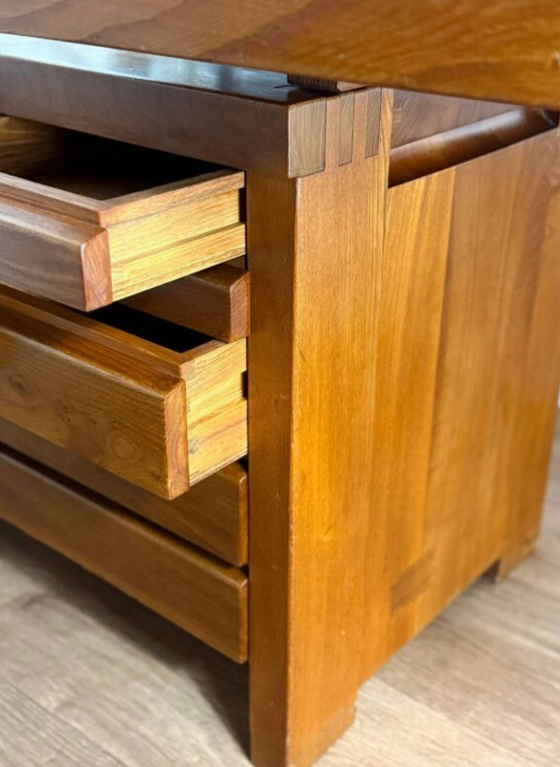 Pierre Chapo B19E Solid Elm Desk - Iconic 1960s Design